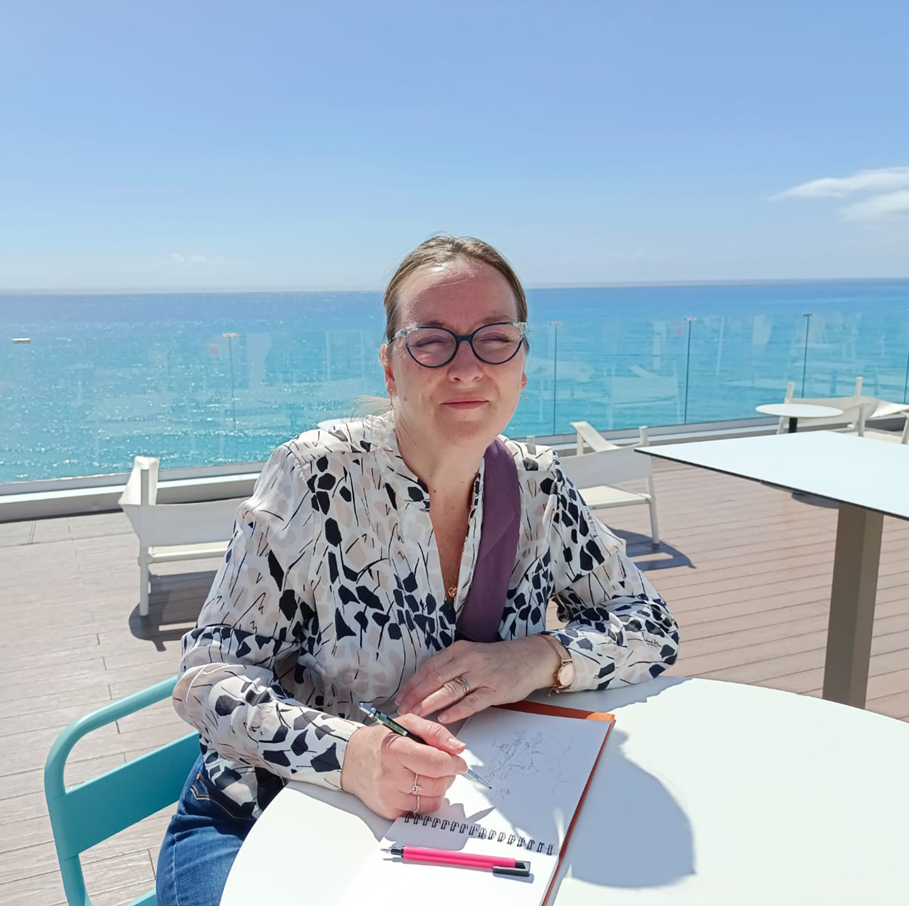 Photo terrasse Hotel Malaga Carnet de vie Virginie Lucas Vinnylu Création